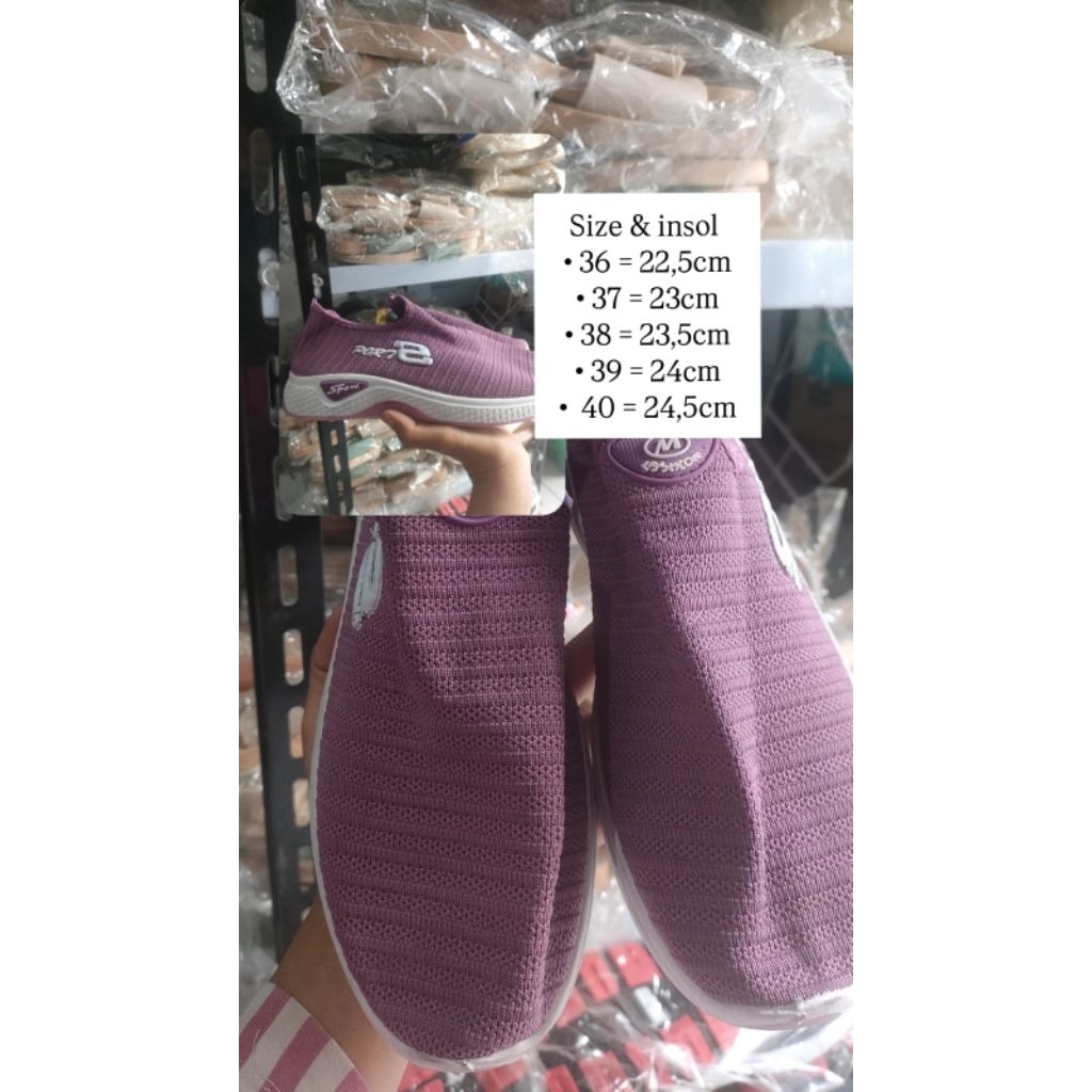 SHOE WAREHOUSE******