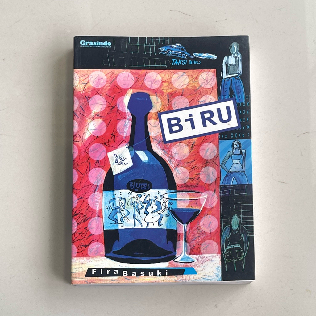 นวนิยายสีฟ้า โดย FIRA BASUKI
