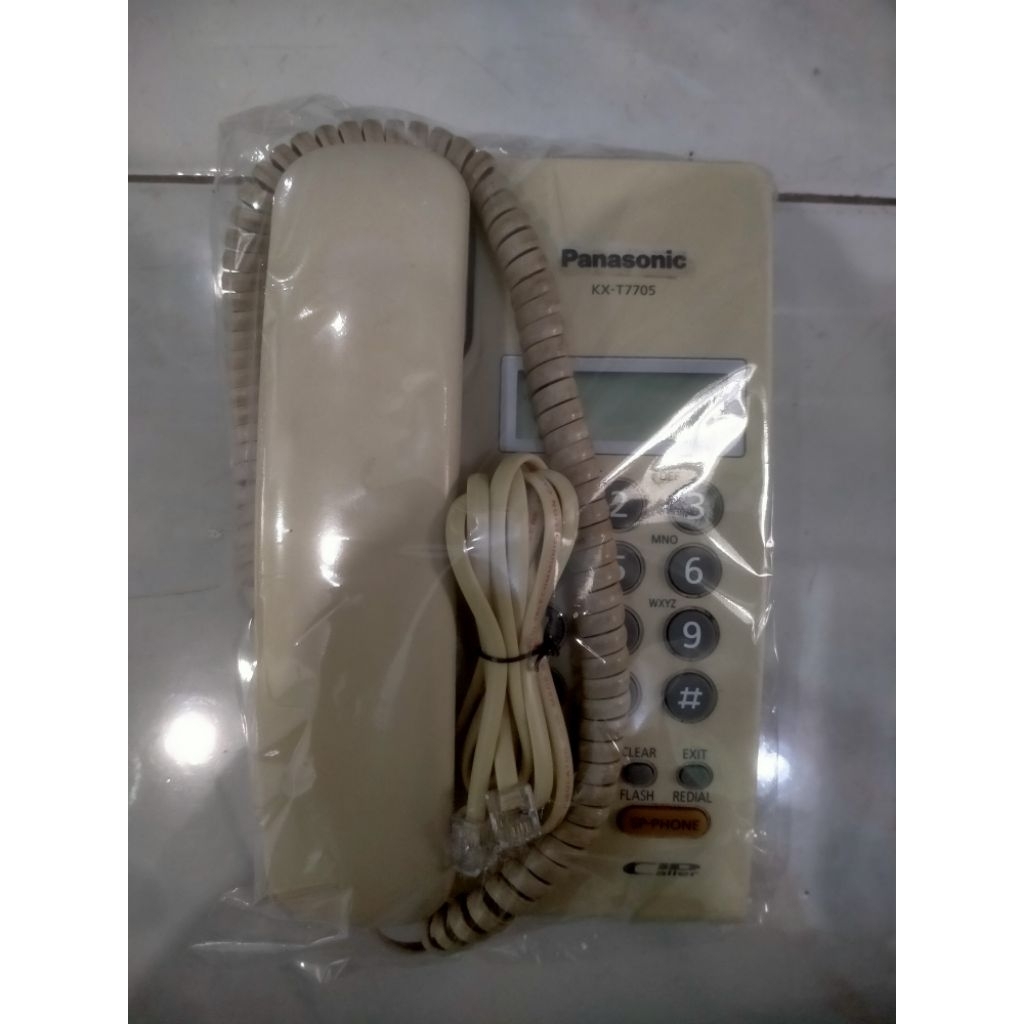 Kx -t7705 โทรศัพท์มือสอง