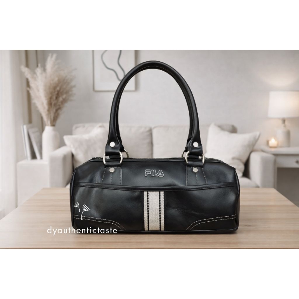 Fila Hand Bag Y2K Model Barrel Bag แท้ VVGC