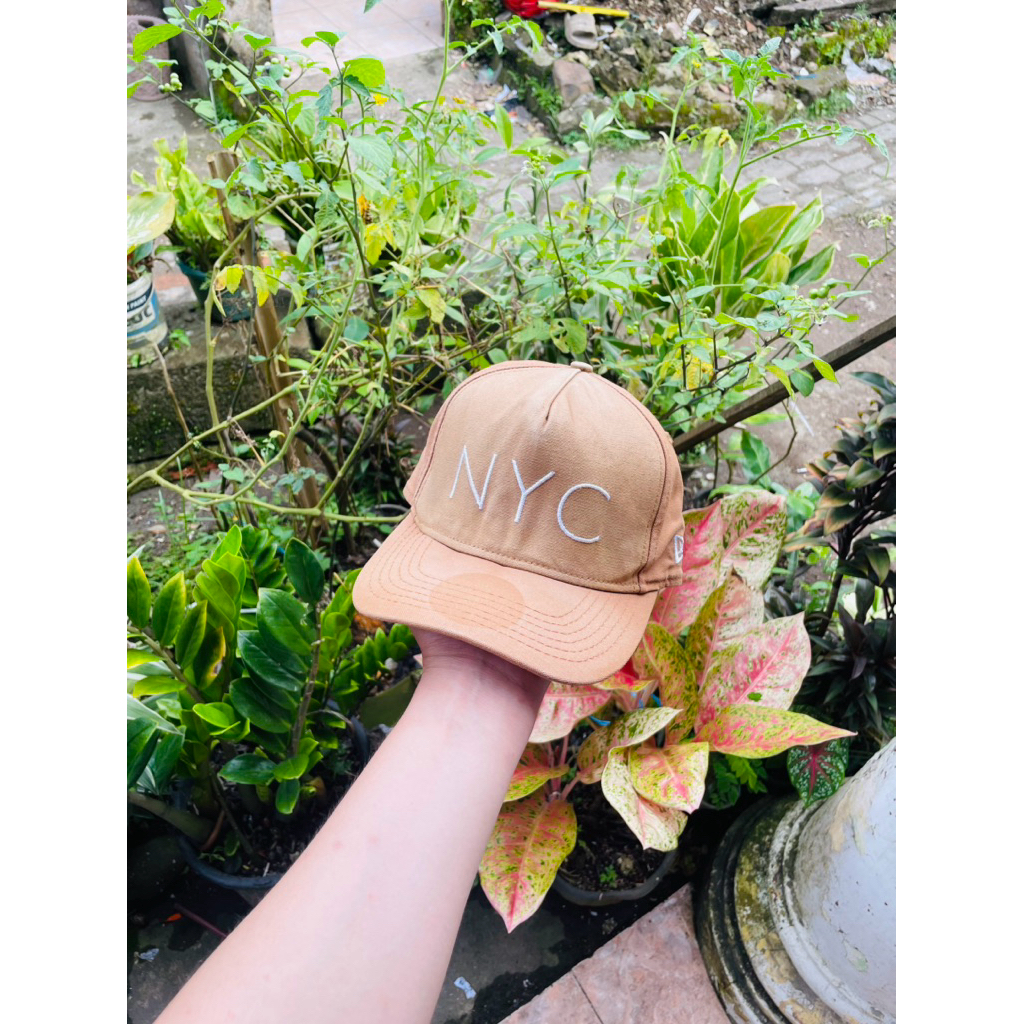 หมวก NYC โดย New Era