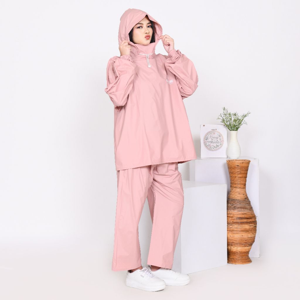 Blackline RAINCOOAT SET ANTI-SEE HODIE สําหรับผู้ชายและผู้หญิง MONTORCYCLE RAINCOOAT ANTI-THICK PVC 