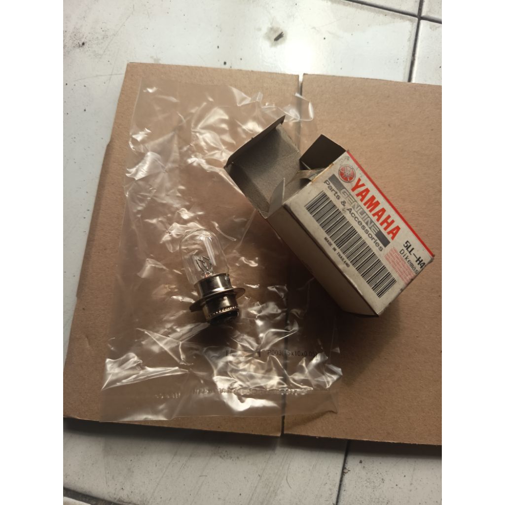 1-FOOT HEADLIGHT BULB 12V 25W 5LL-H4314-00 STANLEY ORIGINAL SGP