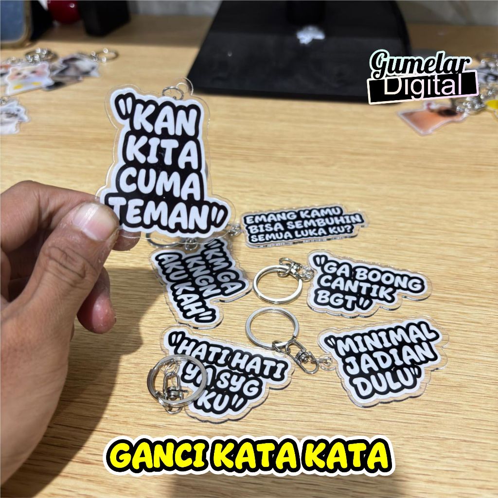 พวงกุญแจที่ตรงมากับคําในเล่มของคุณ, WE ARE JUST A FRIEND, REALLY BEAUTIFUL, DONT BE A HEART, YES, MY