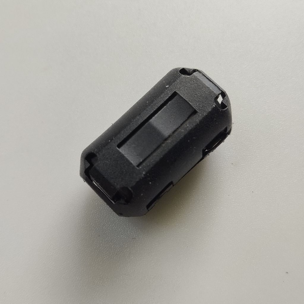 Ferrite Noise Magnet เส้นผ่านศูนย์กลางเสียงรบกวน 7 มม