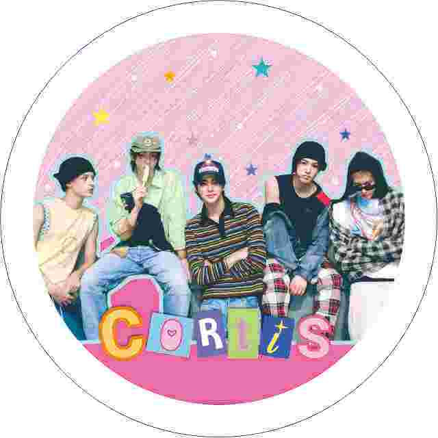 FREEBIES HAND MIRROR GROUP CORTIS/FREEBIES MINI GROUP CORTIS MIRROR