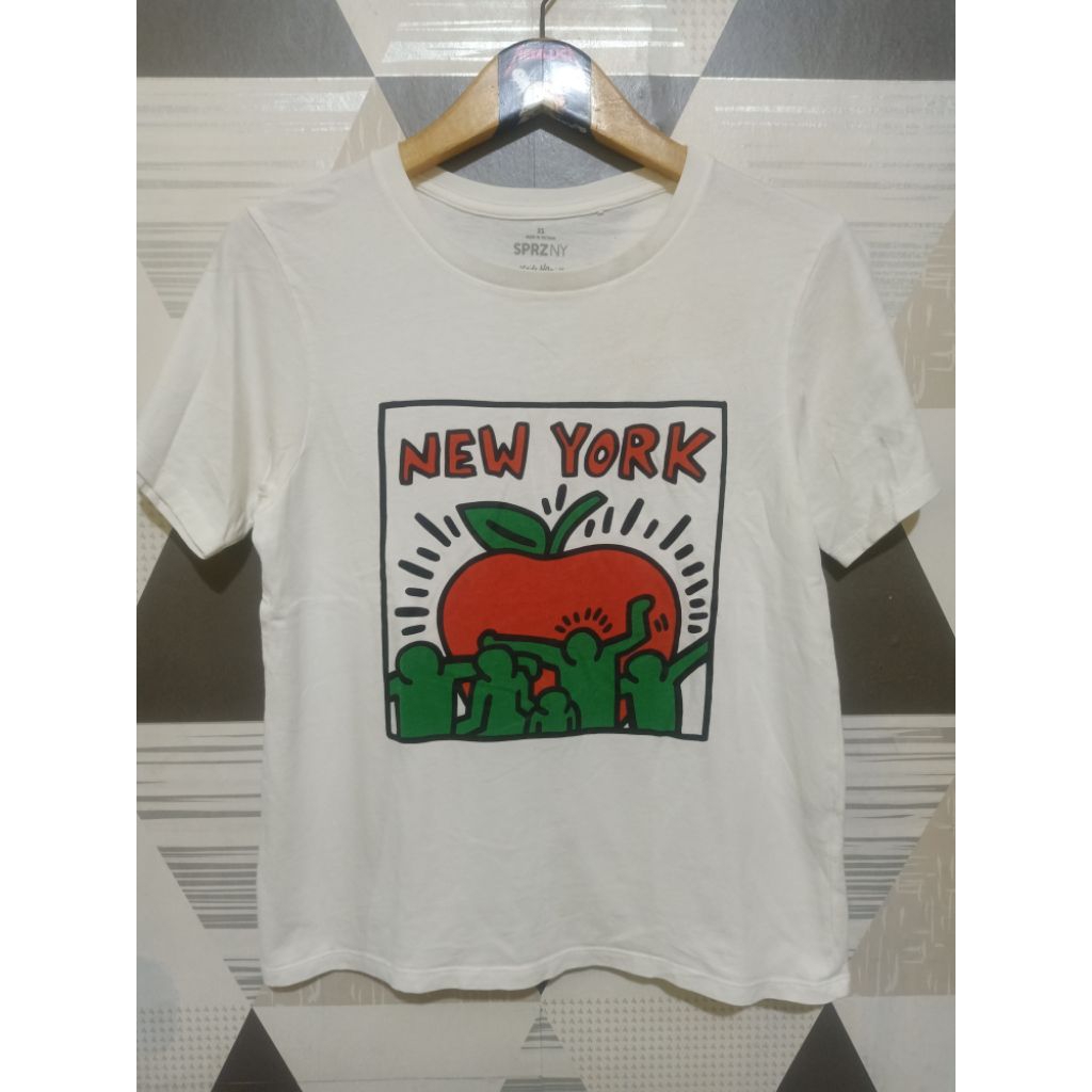 เสื้อยืด Uniqlo Keith Haring