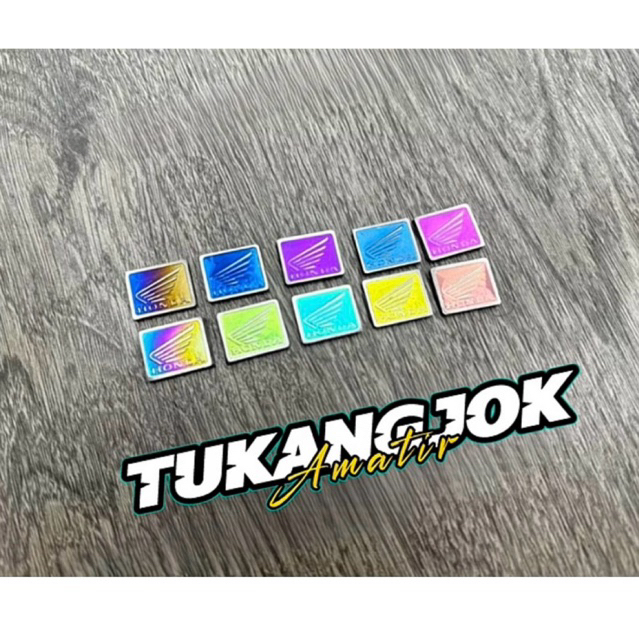 สัญลักษณ์ไทเทเนียม โลโก้ฮอนด้ากล่องเล็กสัญลักษณ์เปลือกหลังสําหรับ Vario Beat Scoopy Supra Etc รถจักรยานยนต์ตัวเลือกสีฟรี