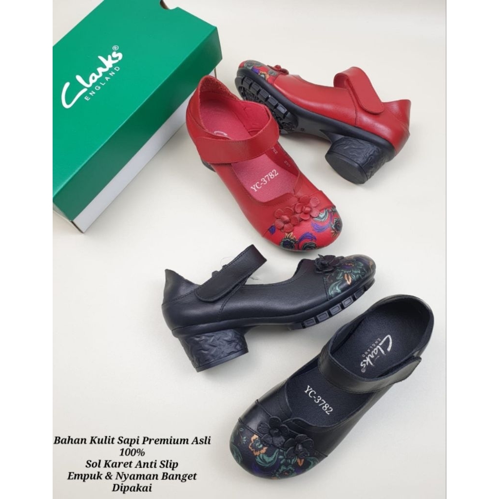 Clarks YC-3382 Strap Flower Block Heels 5cm