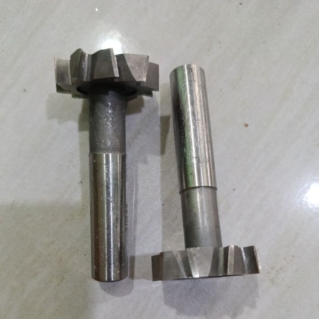 ช่อง T HSS 10 มม. x 44 มม. endmill slot หนา 10 มม. เส้นผ่านศูนย์กลาง 44 มม.
