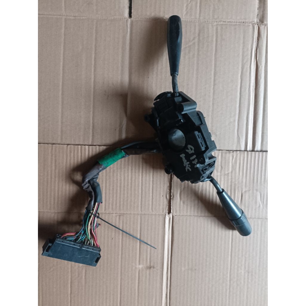 สวิตช์รวม Toyota Corona Exsalon ST171 Matic