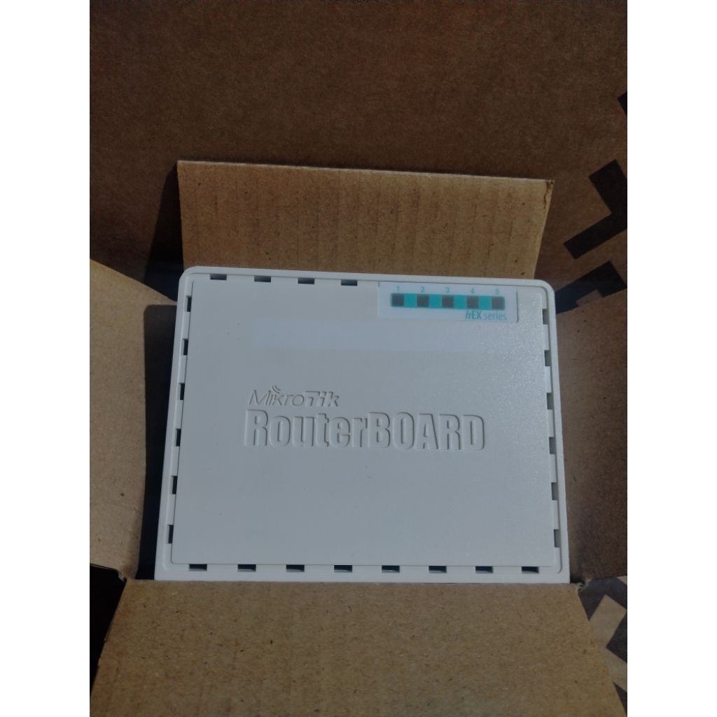 Mikrotik rb750r2,RB751U 2HnD ปกติ + อะแดปเตอร์