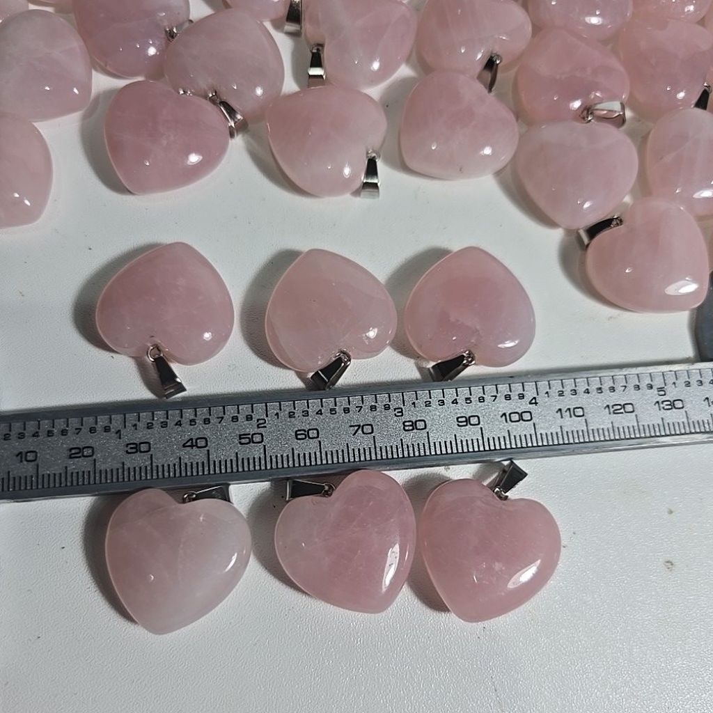 ROSE QUARTZ HEART VIVID COLOR PENDANT 2.5ซม. HQ NATURAL STONE