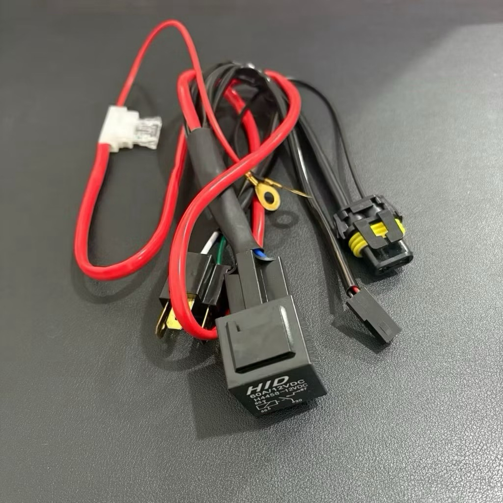 ชุดสายรีเลย์ HID ซ็อกเก็ต H4 12V 60A สําหรับมอเตอร์รถ พร้อมอินพุต 1 โคมไฟ 2 ไฟรีเลย์ ชุดสายไฟ LED เลนส์โปรเจคเตอร์ H4 3 ขา