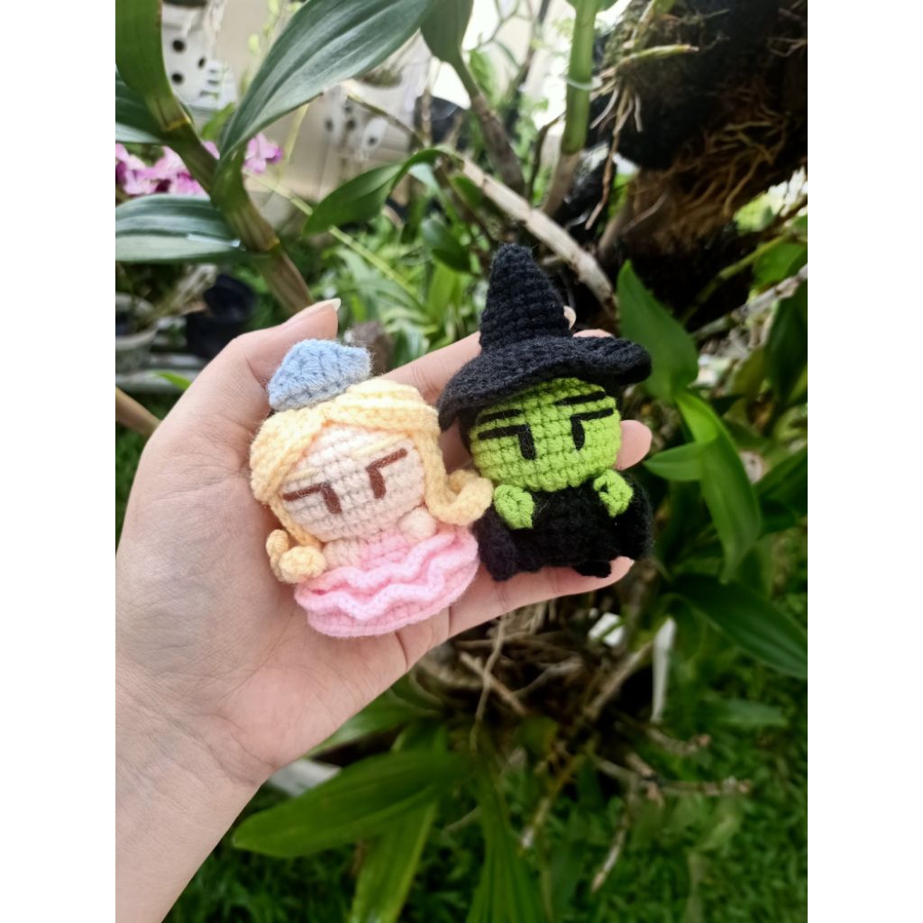 GANTUNGAN WICKED Glinda Elphaba Chibi พวงกุญแจโครเชต์