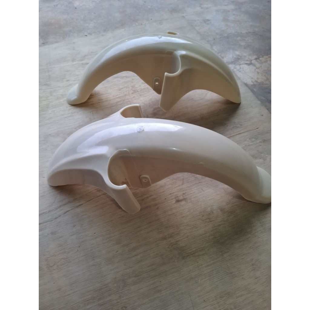 FRONT FENDER KAWASAKI LEO IVORY FRONT FENDER KAWASAKI LEO ANTI NYIPRAT