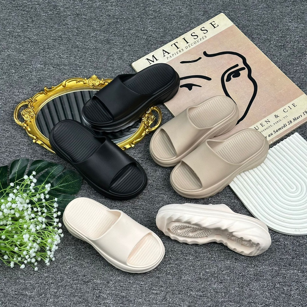 TOTOL SOLE SLIPPERS รหัส: YM001