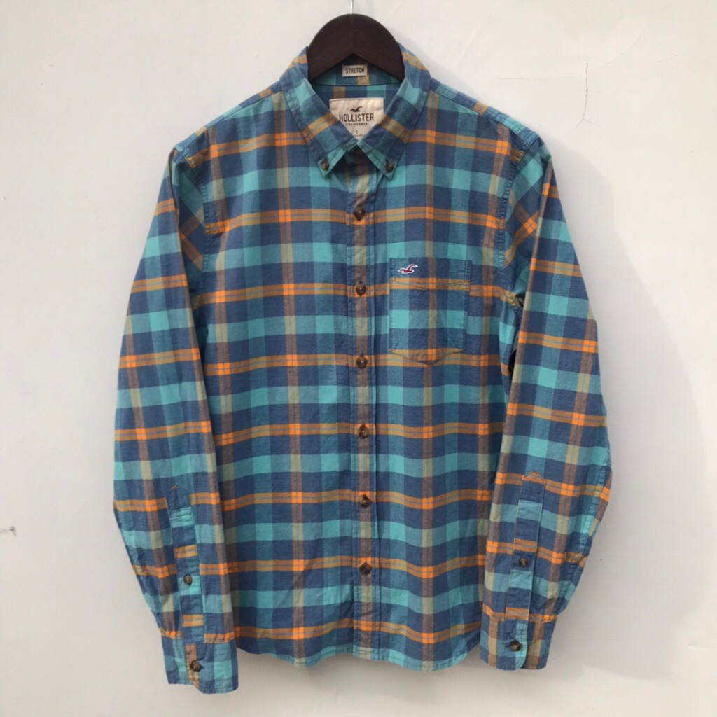 KEMEJA Casual Shirt โดย Hollister Button Down Plaid Shirt sz Small Regular