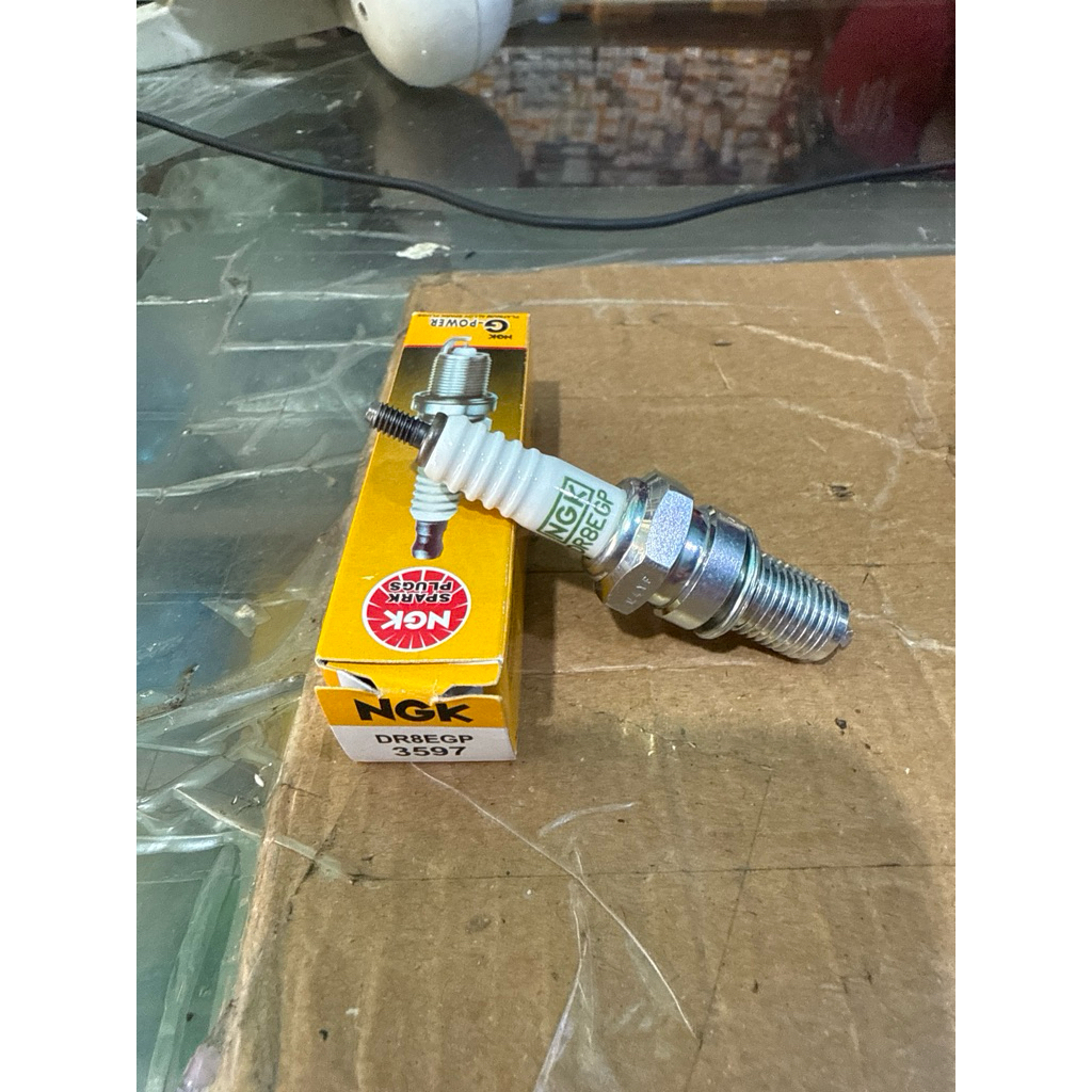 NGK DR8EGP Spark Plug