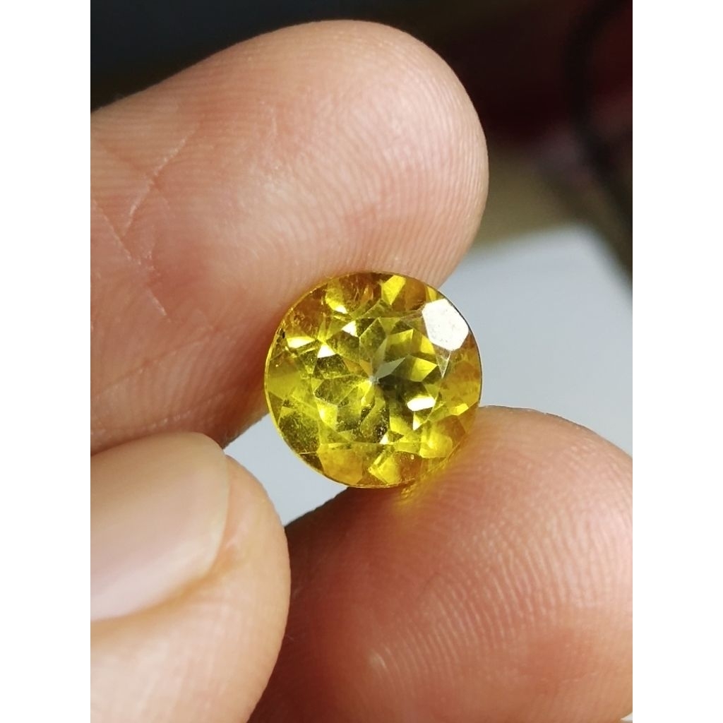 Natural Yellow Topaz 9 x 9 x 6 mm 3.4 Ct Yellow Round Cutting Round Original Code 2038