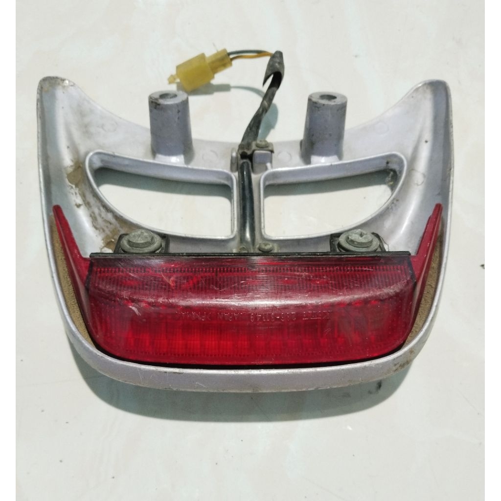 Begel behel + ไฟท้าย Yamaha FizR Fiz fis Fullclut sporty 4wh koito Japan