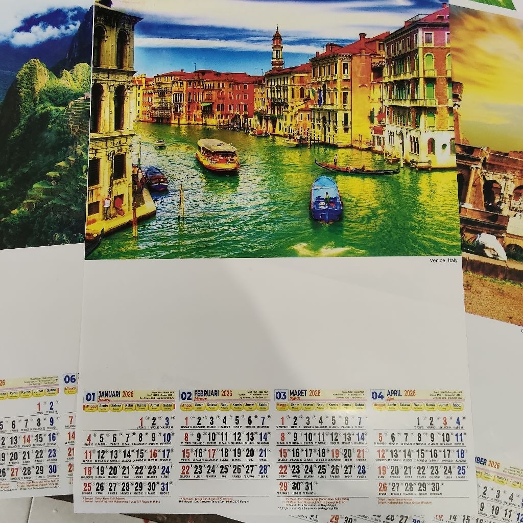 ปฏิทินติดผนัง 3 แผ่น UK. 32x47 ซม. ทิวทัศน์ธรรมชาติภายนอกเนกรี