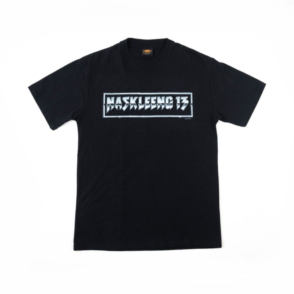 NK13 FONT 80s เสื้อยืดสีดํา