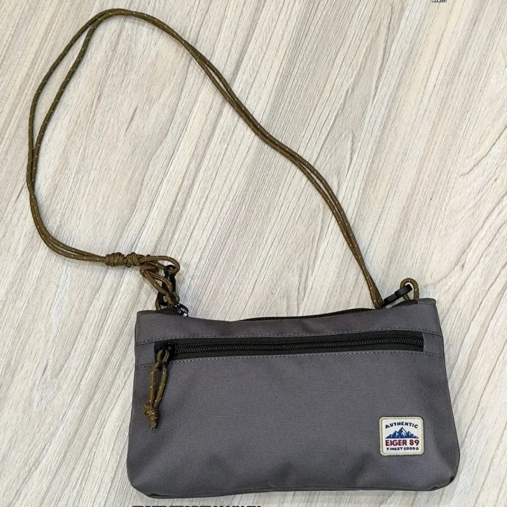 EIGER1989 Original X Market Pouch 1A กระเป๋าสะพายสีเทา