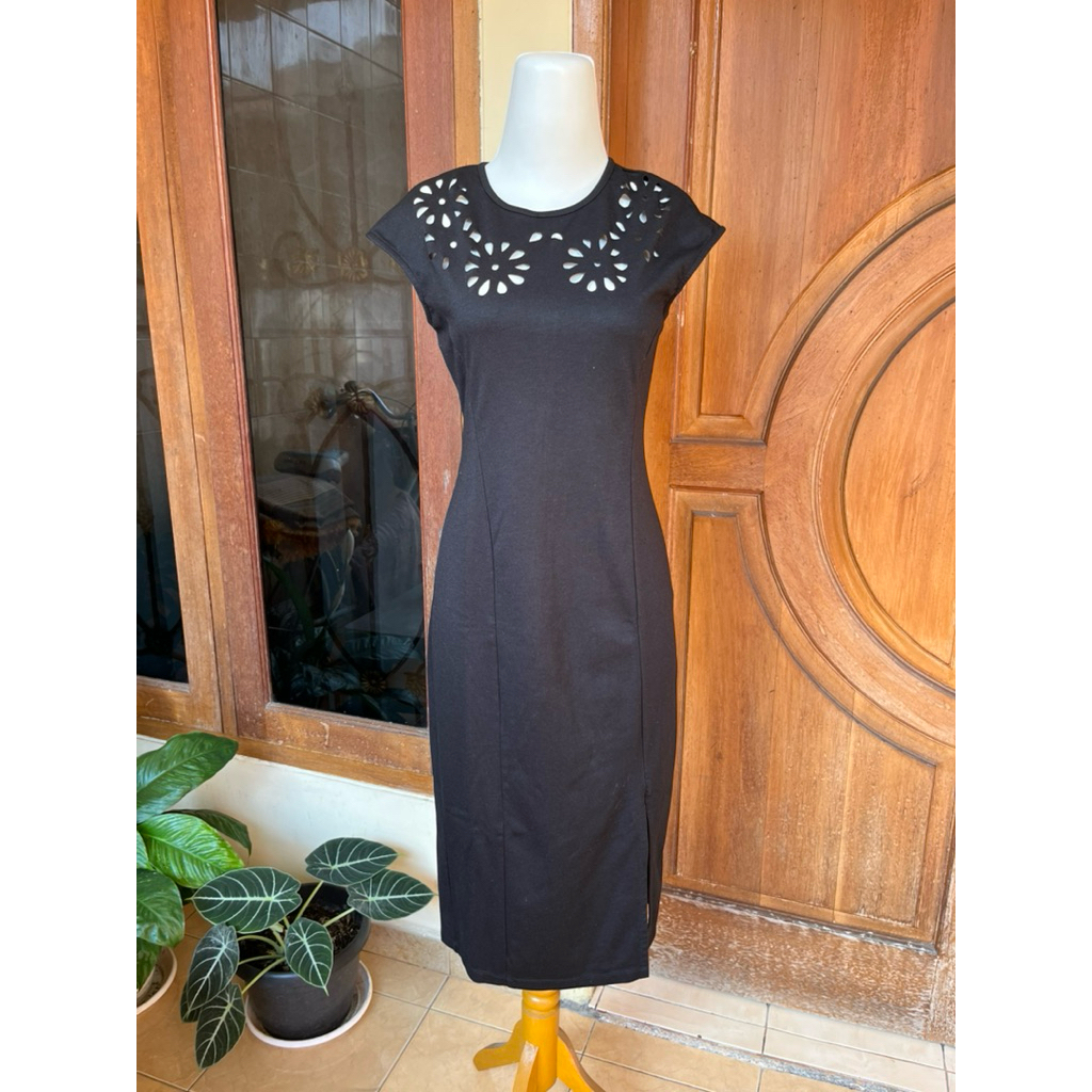 The Executive Mididress สีดํา