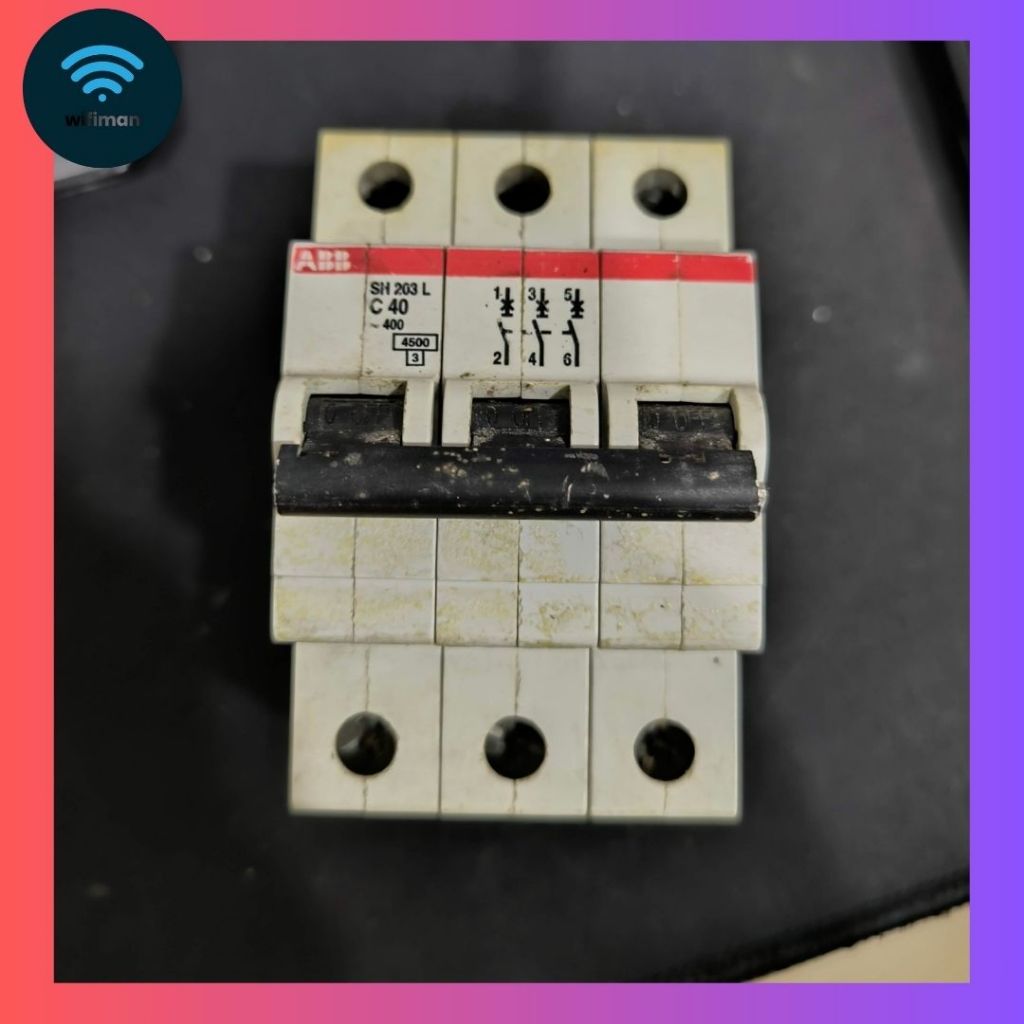MCB ABB SH203L 16A, 20A, 25A, 40A มือสอง