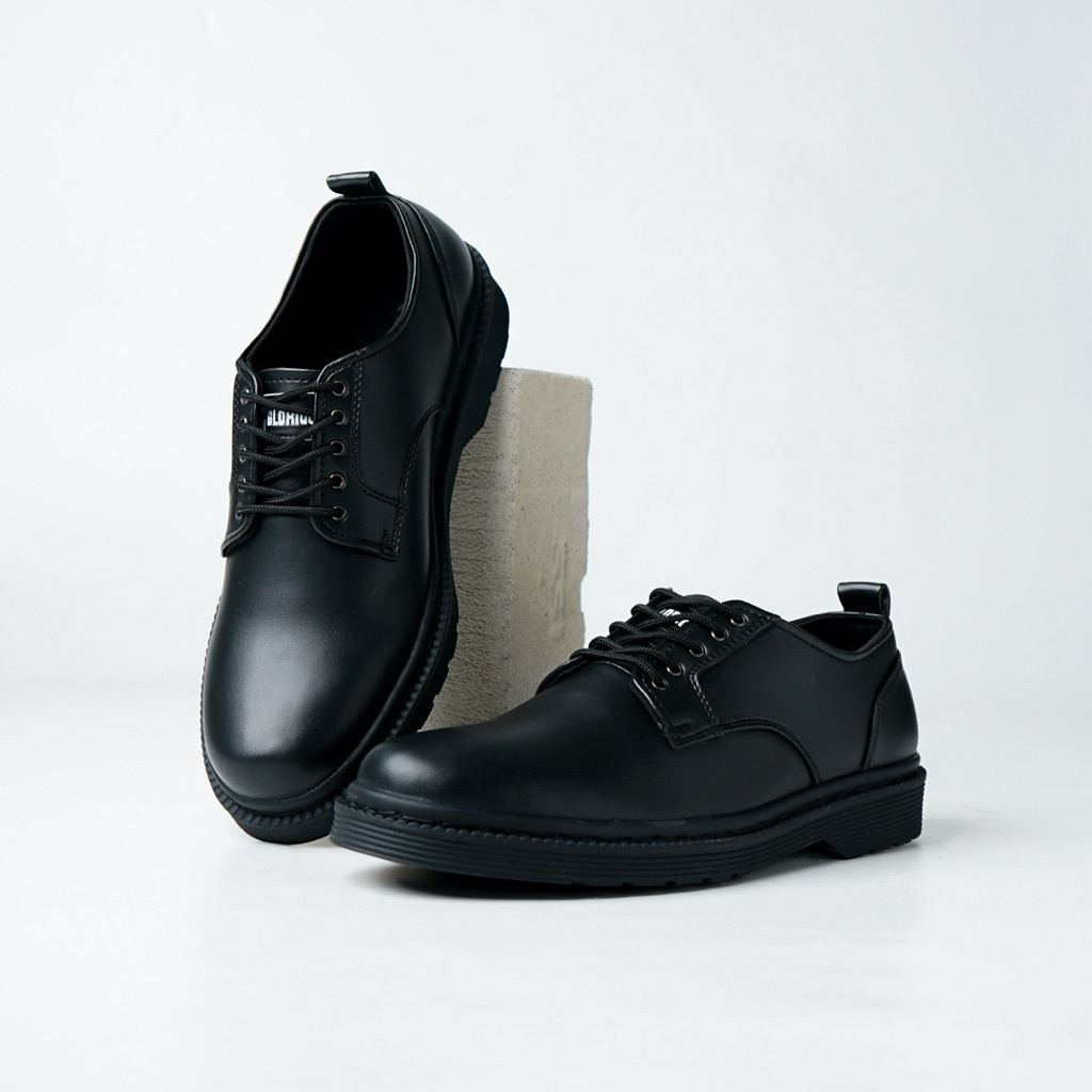 Glorious - Jhonson Black รองเท้าลําลองสําหรับบุรุษและสตรีสําหรับทํางานในสํานักงาน Docmart Black Oxfo