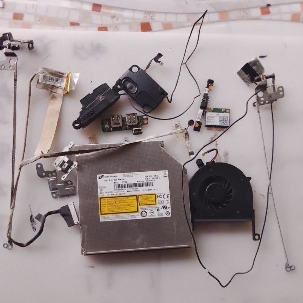 Acer Aspire E1-471 อะไหล่แล็ปท็อป DVD, พัดลมเว็บแคม, LCD ยืดหยุ่น, บานพับ, การ์ด Wifi, บอร์ด USB, ลํ