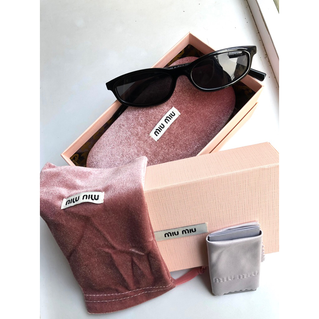 แว่นตา Miumiu alasha