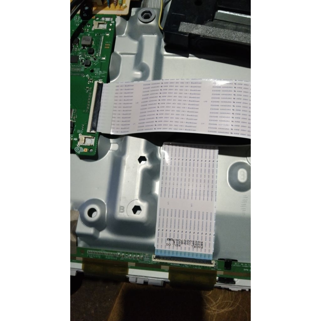 สายเคเบิลแบบยืดหยุ่นทีวี SAMSUNG UA43AU7700K สาย TCON SAMSUNG 43AU7700 สาย LVDS 43AU7700