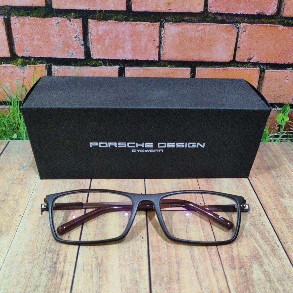 แว่นตาสีน้ําตาลผู้ชายพร้อมเลนส์ OneDrive Bluecromic P8381