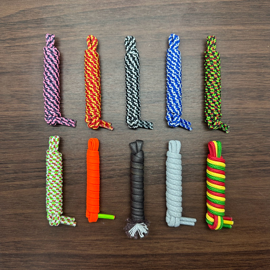 GANTUNGAN Clarks Accessories / ต่างหู Clarks Wallabee / ไม้แขวนเสื้อ Clarks 1 ชิ้น