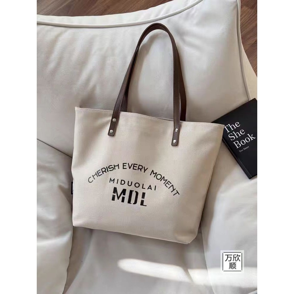 Chikoisme - DANIELELLA Totebag กระเป๋าสะพายกระเป๋าถือผ้าใบผู้หญิง Casual Earth Tone ทุกวันมีสไตล์