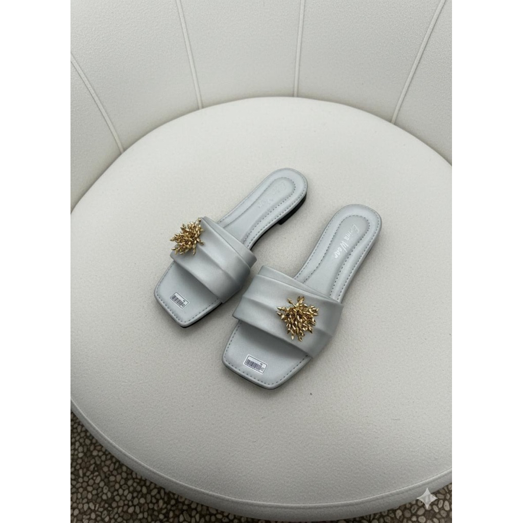 FLAT SANDALS // PREMIUM FLAT SANDALS // ERINA WEAR / acc 1