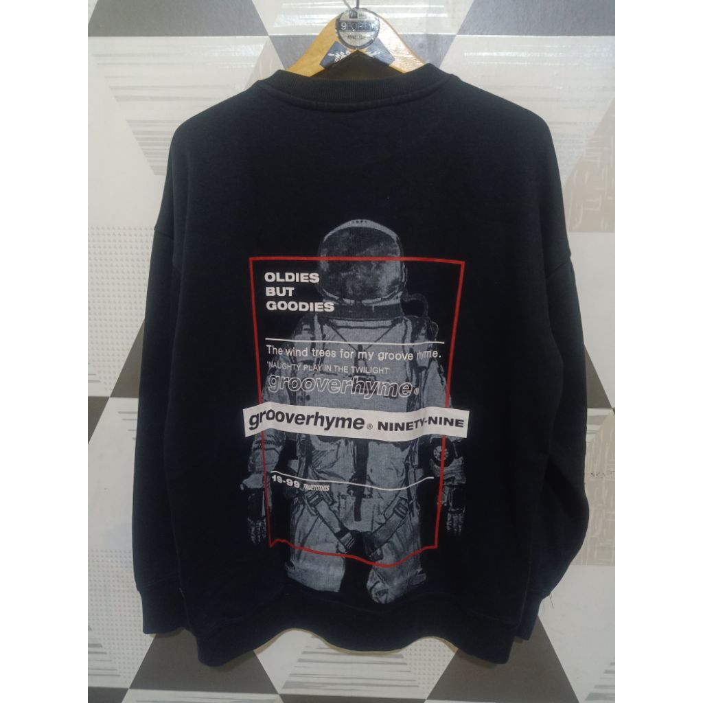 เสื้อสเวตเตอร์ Grover hyme Ninety-Nine