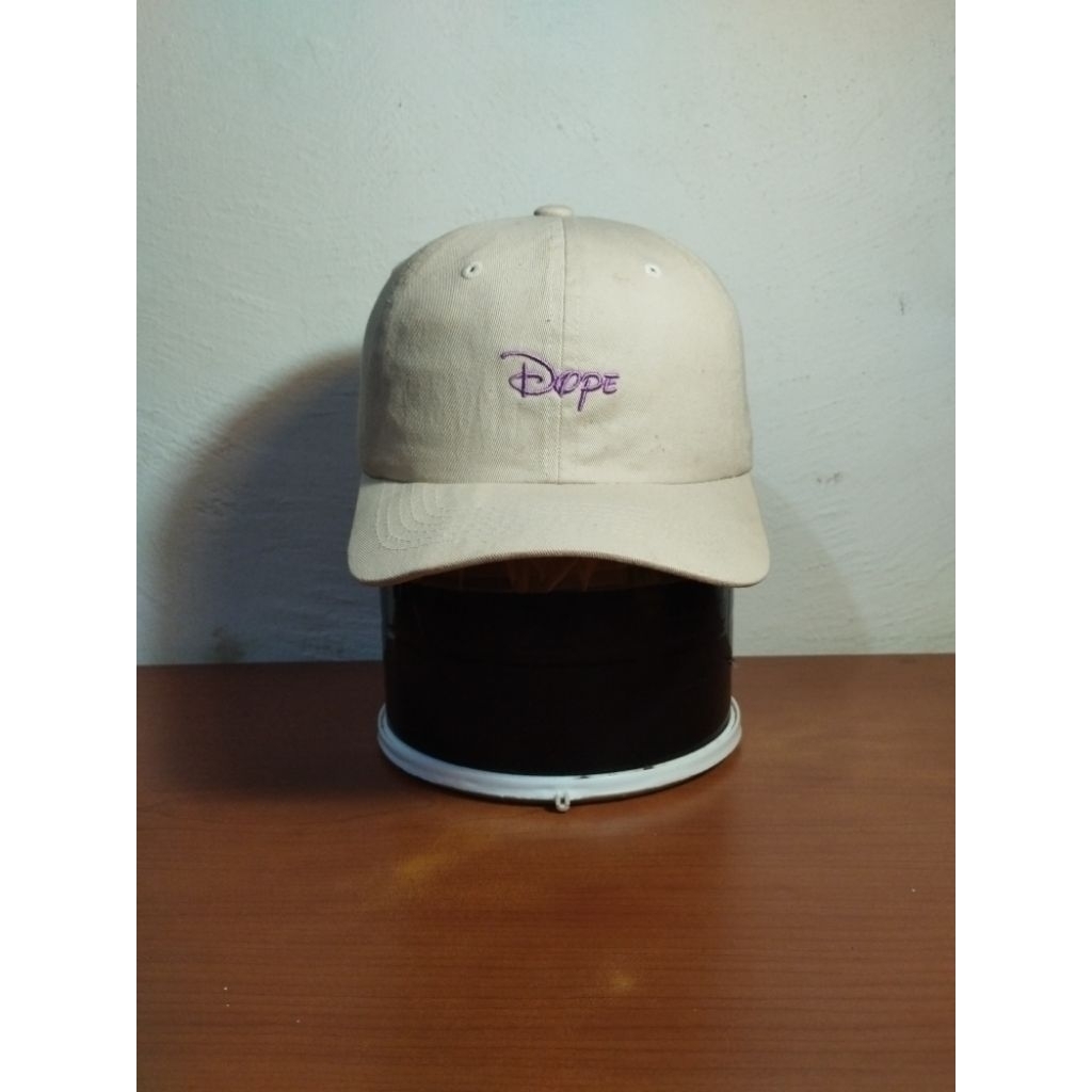 หมวก Simplecap Wayward Dope