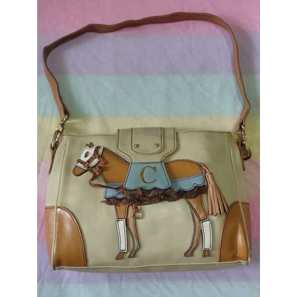 Lapalette Cream Slingbag กระเป๋าสะพาย Preloved