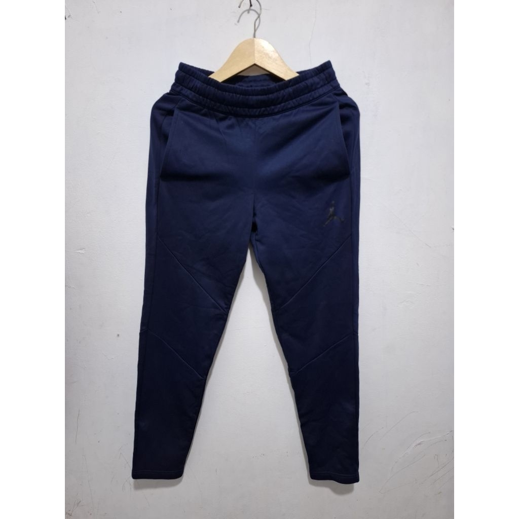 กางเกง Jordan Navy ไซส์ 30-31Like New
