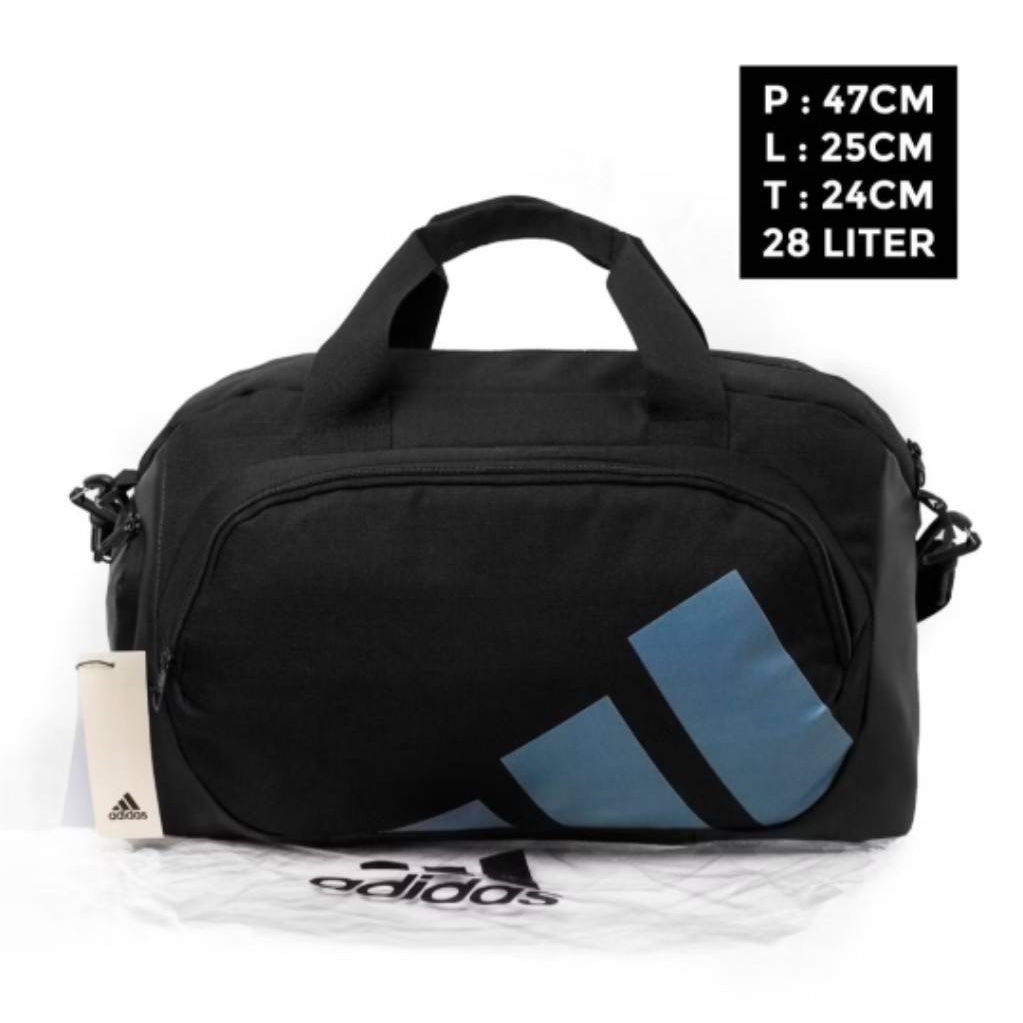 ADIDAS BASIC DUFFLE BAG BLUE LOGO MODEL ORIGINAL BLACK BAGS / กระเป๋าเดินทาง / กระเป๋ายิมสําหรับผู้ช