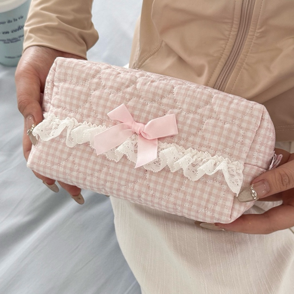 PINKY ROW - Ruffle SUNNY Make Up Pouch - Make Up Pouch - Make Up Bag
