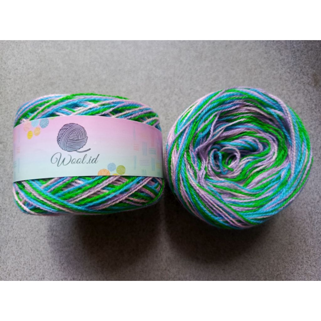 เส้นด้ายขนสัตว์ 50 กรัม / เส้นด้ายขนสัตว์ Ombre / ขนสัตว์ / เส้นด้าย Siet Vonel / ขนแกะ ombre / ขนแก