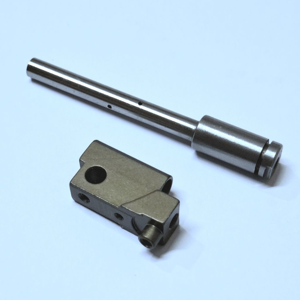 MESIN KF32 + KF33 + SK 216 Overlock จักรเย็บผ้า เสาเข็ม 747 / 700F