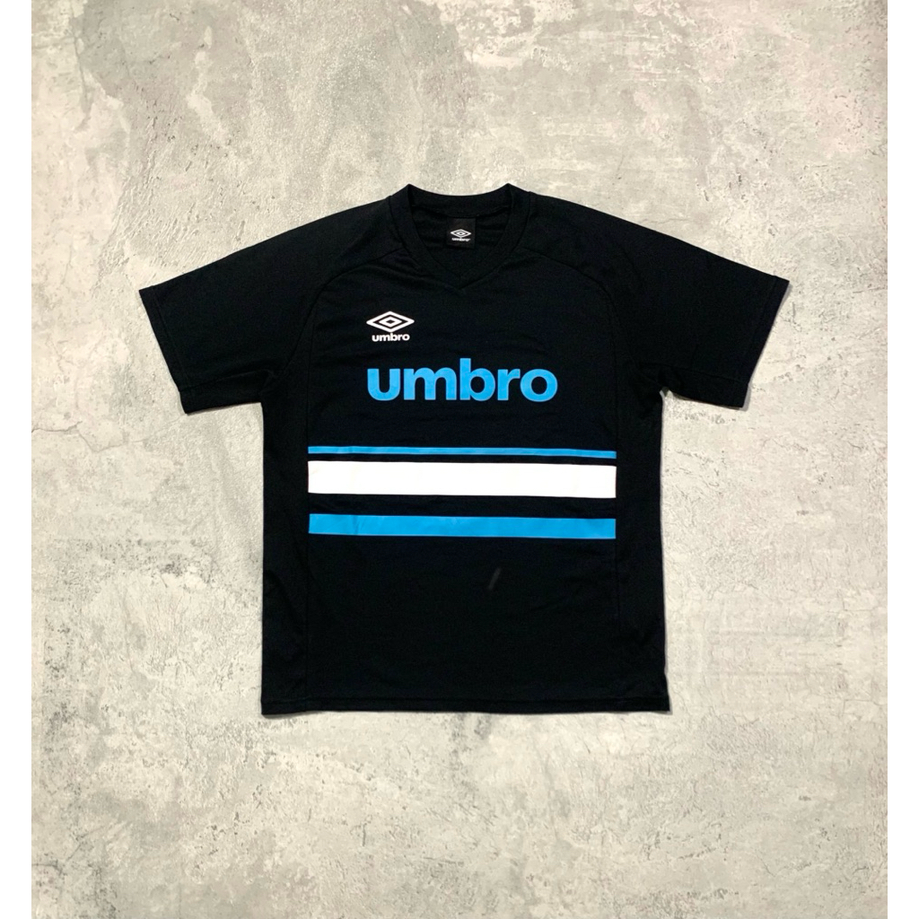 Umbro เสื้อโลโก้ใหญ่