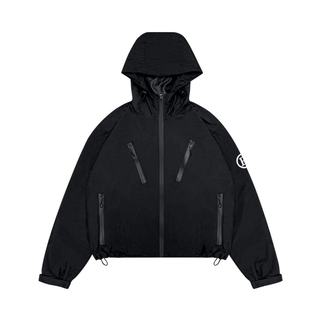 Round - Taslan Jacket Runner Pilatus เสื้อแจ็คเก็ตผู้ชายและผู้หญิงสีดํา