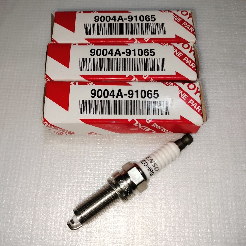 หัวเทียน Toyota Ayla Calya 1000cc ของแท้ 9004a-9106