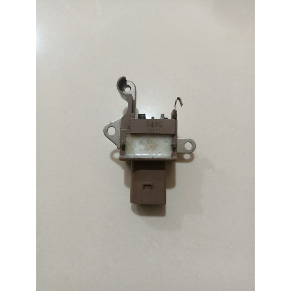 IC DYNAMO CAS HILUX 2.4 2GD INNOVA REBORN DIESEL FORTUNER REGULATOR KIPROK 2GD HILUX REVO